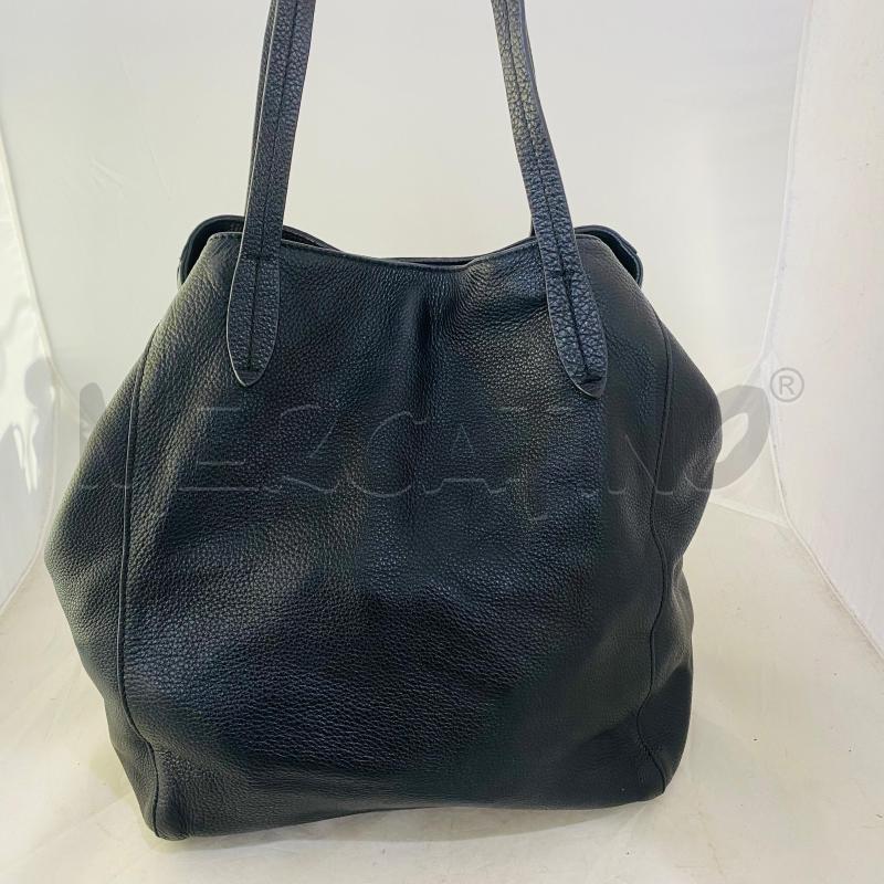 BORSA DONNA COCCINELLE NERA  VERA PELLE CHIUSURA BOTTONE | Mercatino dell'Usato Lago patria - giugliano in c. 1