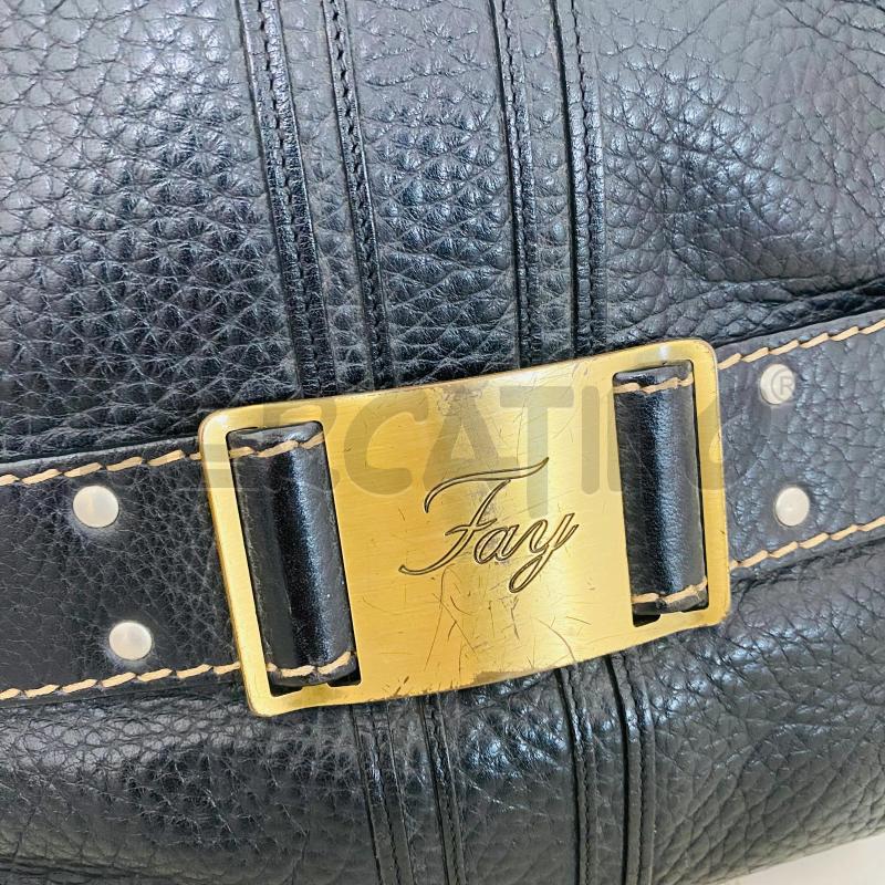 BORSA DONNA FAY CON PLACCHETTA LOGO ROVINATA | Mercatino dell'Usato Lago patria - giugliano in c. 2