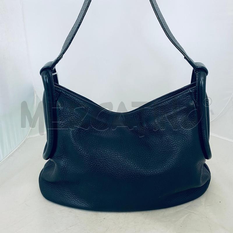 BORSA DONNA FURLA NERA A SPALLA VERA PELLE | Mercatino dell'Usato Lago patria - giugliano in c. 1