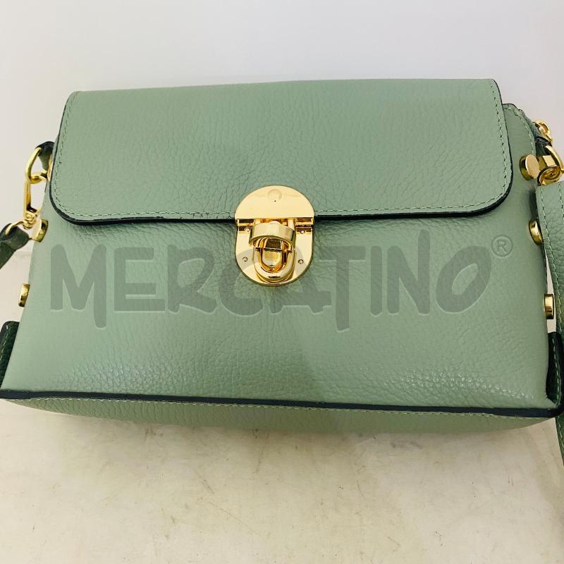 BORSA DONNA GENUINE LEATHER CON TRACOLLA BORCHIE DORATE | Mercatino dell'Usato Lago patria - giugliano in c. 2