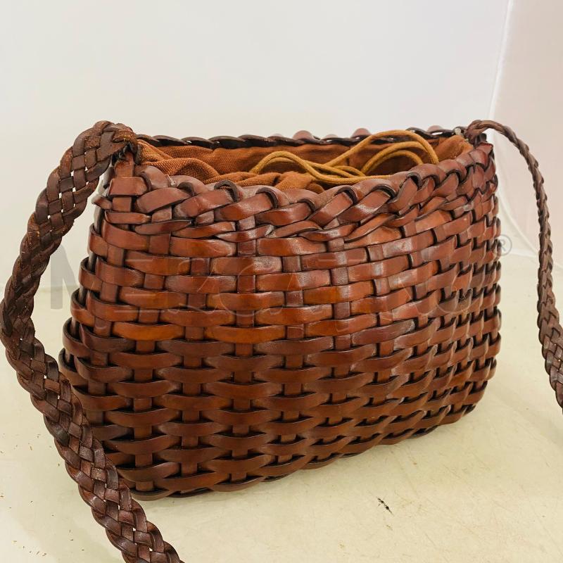 BORSA DONNA INTRECCIO PELLE MARRONE  | Mercatino dell'Usato Lago patria - giugliano in c. 2