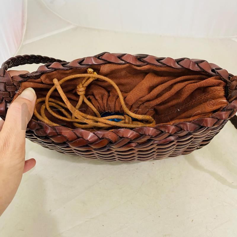 BORSA DONNA INTRECCIO PELLE MARRONE  | Mercatino dell'Usato Lago patria - giugliano in c. 5