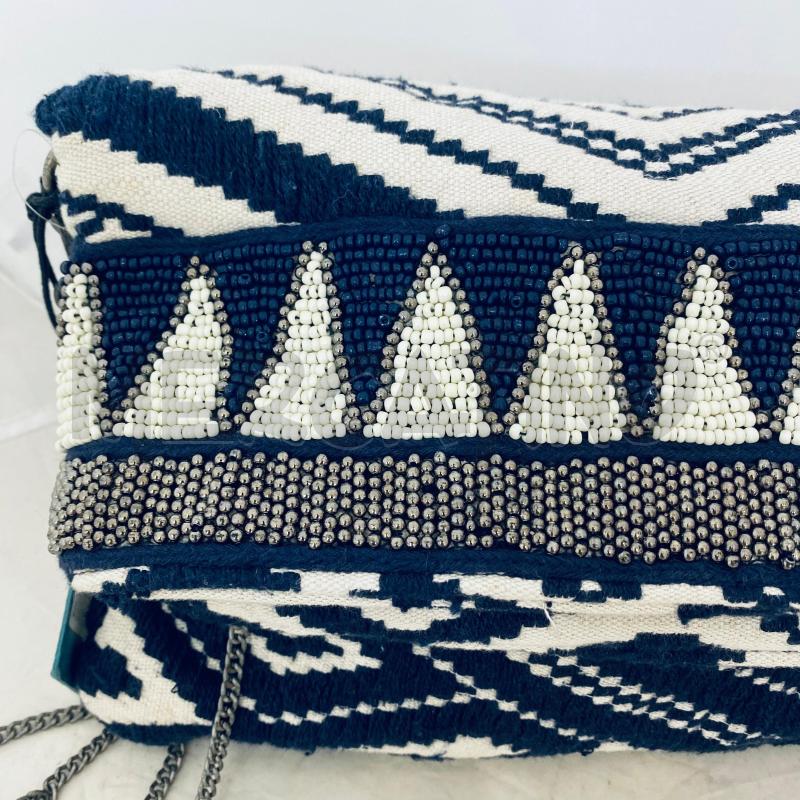 BORSA DONNA JEANS TESSUTO BIANCO BLU PERLINE  | Mercatino dell'Usato Lago patria - giugliano in c. 4