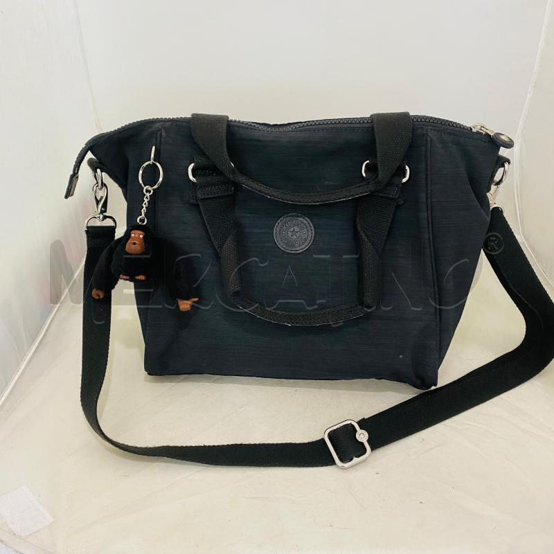 BORSA DONNA KIPLING NERA TESSUTO TRACOLLA CON ACCESSORIO | Mercatino dell'Usato Lago patria - giugliano in c. 1