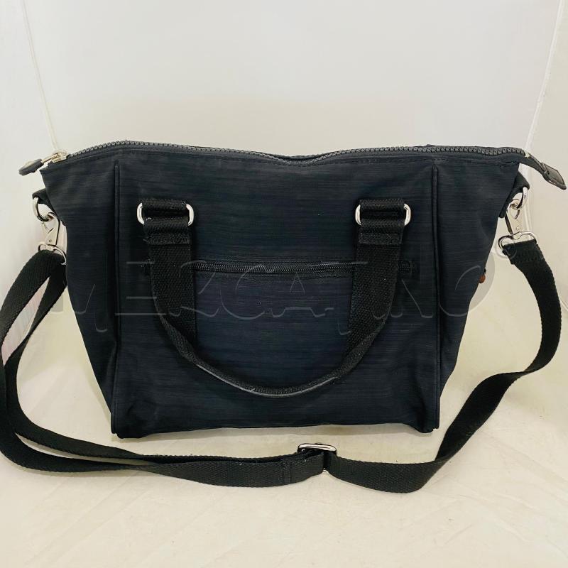 BORSA DONNA KIPLING NERA TESSUTO TRACOLLA CON ACCESSORIO | Mercatino dell'Usato Lago patria - giugliano in c. 5