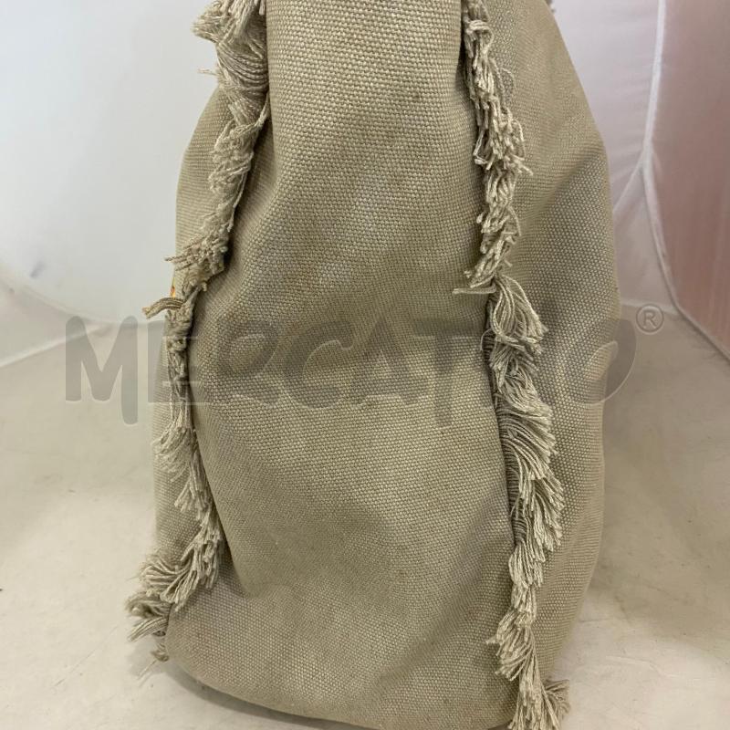 BORSA DONNA LE PANDORINE TESSUTO BEIGE SCRITTE CON PICCOLI PESCI COLORATI  | Mercatino dell'Usato Lago patria - giugliano in c. 5