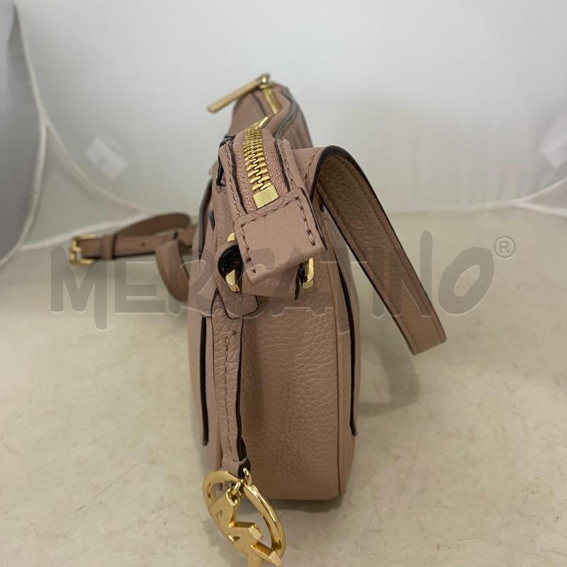 BORSA DONNA MICHAEL KORS JULIA PELLE ROSA MARTELLATA  | Mercatino dell'Usato Lago patria - giugliano in c. 3