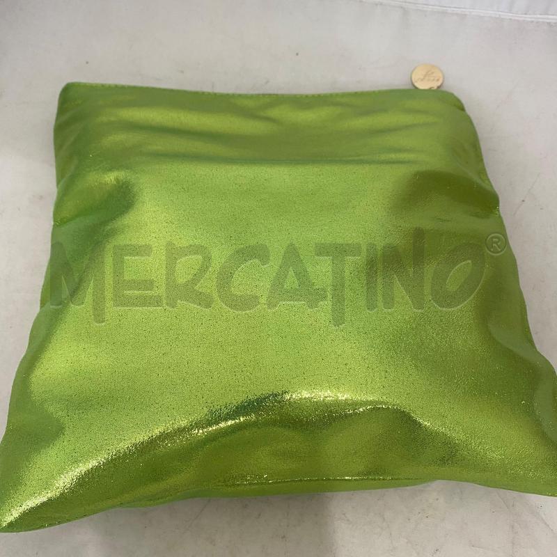 BORSA DONNA MYA ACCESSORIES VERDE CANGIANTE CON TRACOLLA CATENA | Mercatino dell'Usato Lago patria - giugliano in c. 2