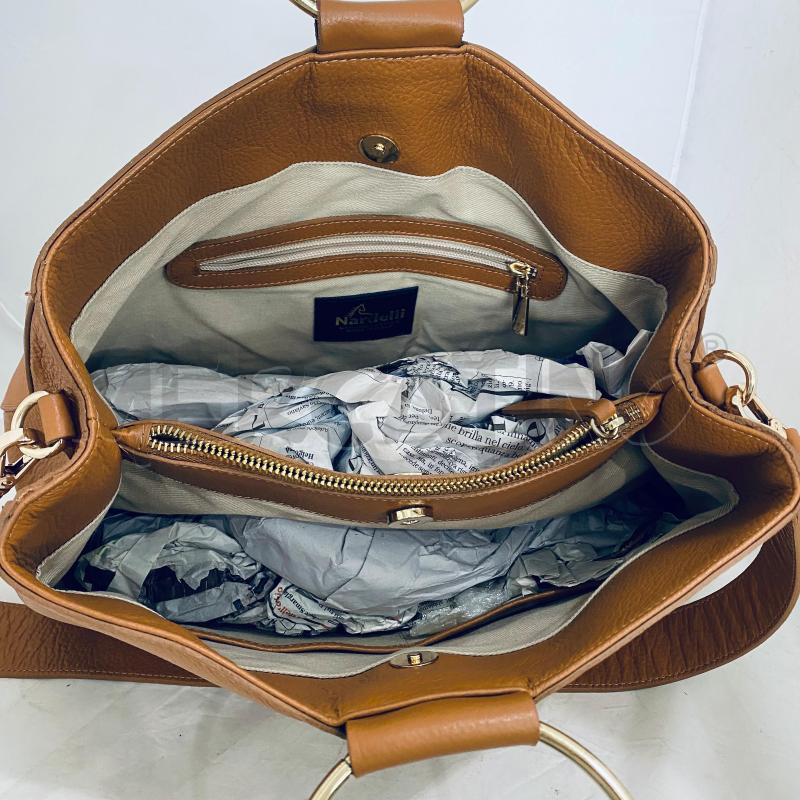 BORSA DONNA NARDELLI MARRONE MANICI DORATI | Mercatino dell'Usato Lago patria - giugliano in c. 3