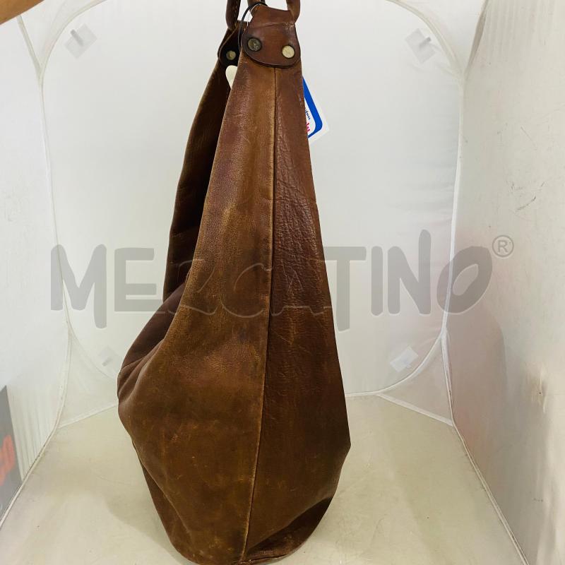 BORSA DONNA NN CUOIO MARRONE SCURO UN MANICA ZIP  | Mercatino dell'Usato Lago patria - giugliano in c. 3