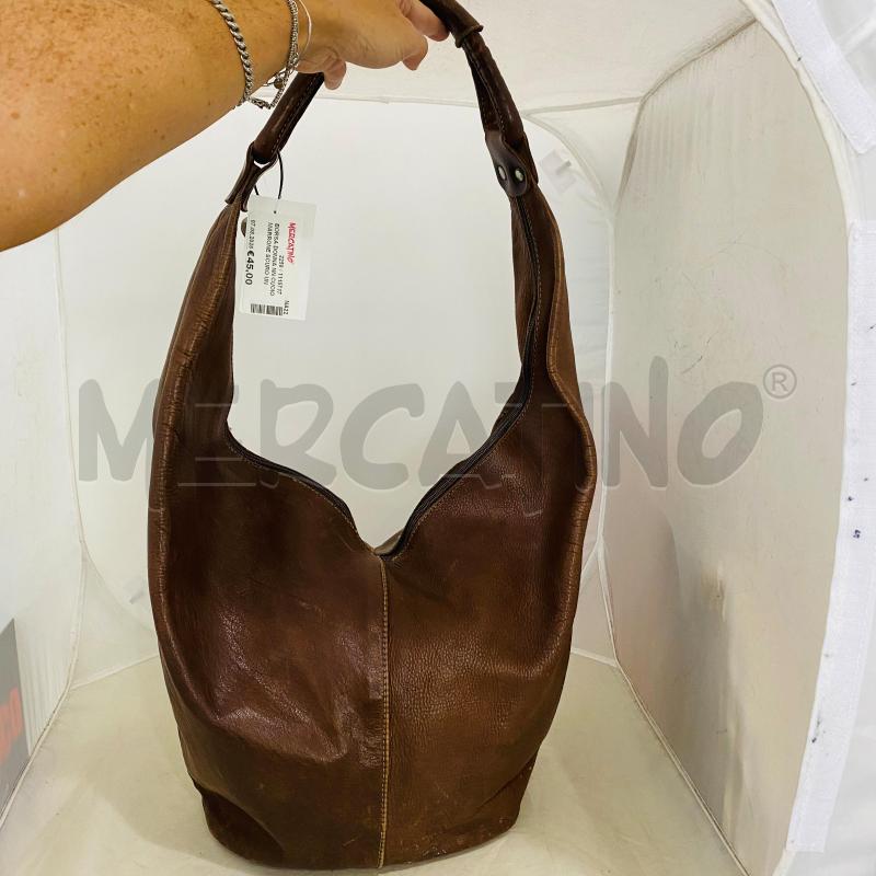 BORSA DONNA NN CUOIO MARRONE SCURO UN MANICA ZIP  | Mercatino dell'Usato Lago patria - giugliano in c. 5