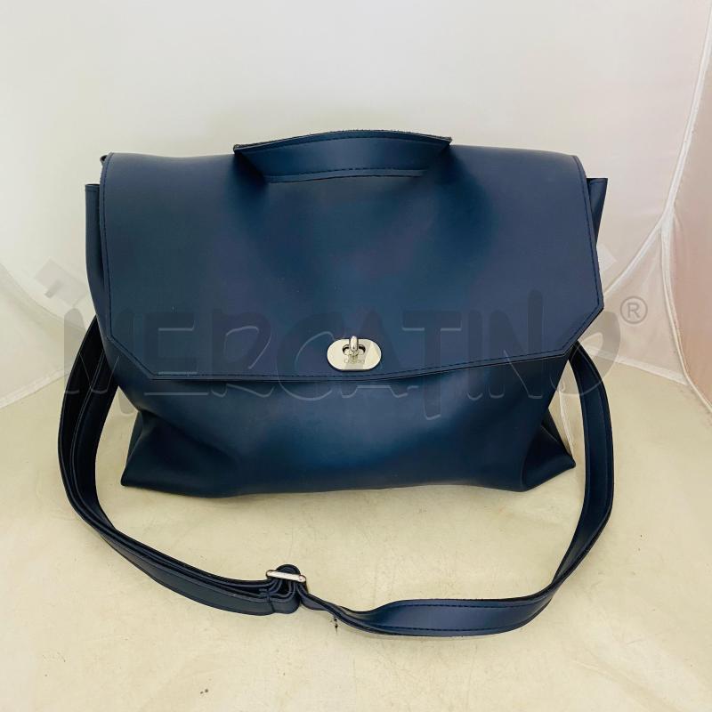 BORSA DONNA O-BAG BLU MODELLO CARTELLA | Mercatino dell'Usato Lago patria - giugliano in c. 1