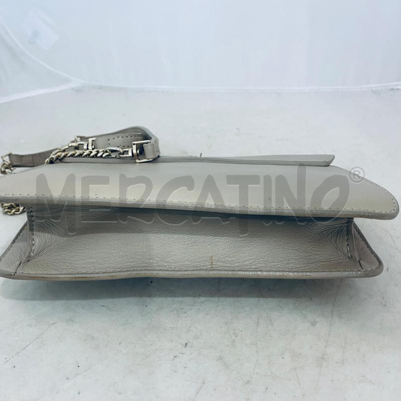 BORSA DONNA PATRIZIA PEPE BEIGE LOGO CENTRALE | Mercatino dell'Usato Lago patria - giugliano in c. 4