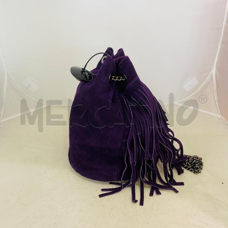 BORSA DONNA PELLE VIOLA A SACCO FRANGE CATENA | Mercatino dell'Usato Lago patria - giugliano in c. 4