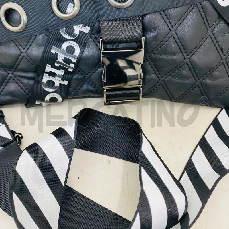 BORSA DONNA ROCCO BAROCCO TRAPUNTATA NERA STRISCE STOFFA LOGATA | Mercatino dell'Usato Lago patria - giugliano in c. 3