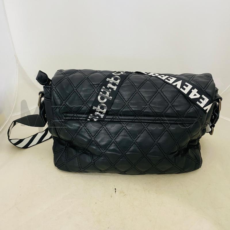 BORSA DONNA ROCCO BAROCCO TRAPUNTATA NERA STRISCE STOFFA LOGATA | Mercatino dell'Usato Lago patria - giugliano in c. 4