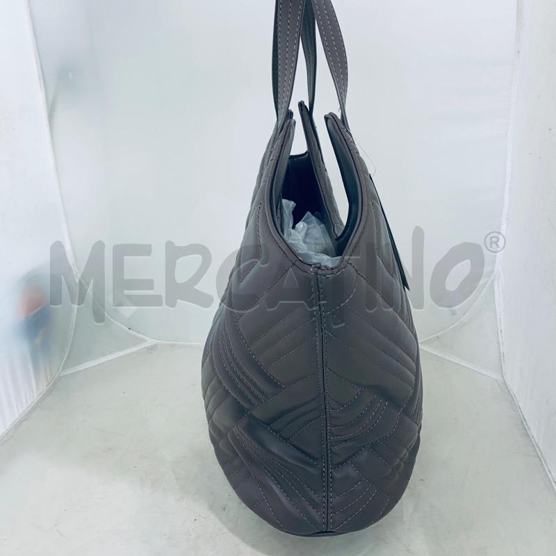 BORSA DONNA VERSACE 19.69 MARRONE LAVORATA DUE MANICI  | Mercatino dell'Usato Lago patria - giugliano in c. 4