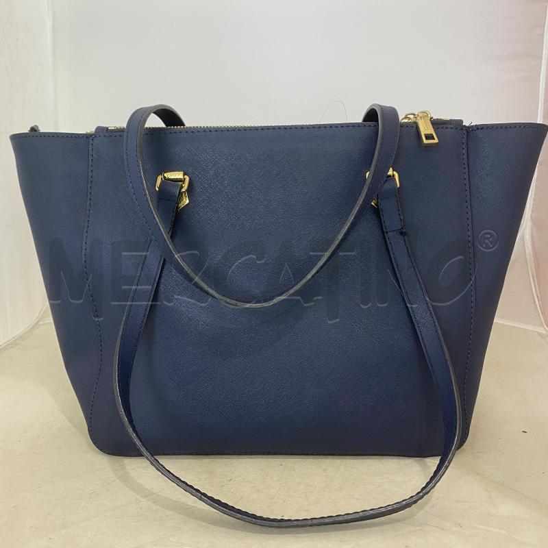 BORSA DONNA YNOT? BLU DUE MANICI  | Mercatino dell'Usato Lago patria - giugliano in c. 4