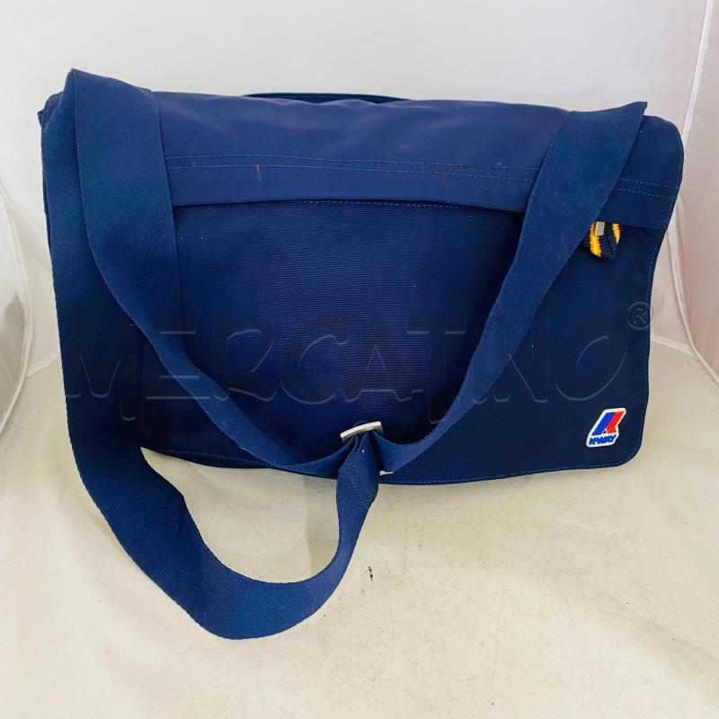 BORSA UOMO KWAY BLU TELA CON TRACOLLA | Mercatino dell'Usato Lago patria - giugliano in c. 1