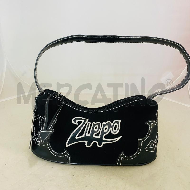 BORSETTA DONNA ZIPPO NERA TESSUTO PARTI LICIDI | Mercatino dell'Usato Lago patria - giugliano in c. 1
