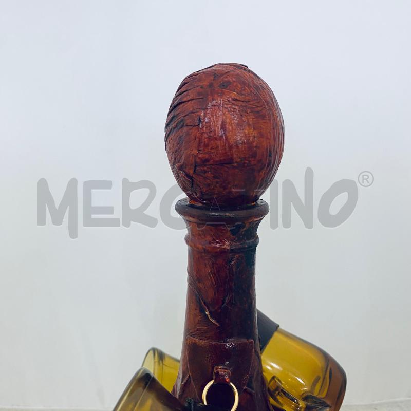 BOTTIGLIA RIVESTITA CUOIO 4 BICCHIERINI COGNAC REP.SAN MARINO | Mercatino dell'Usato Lago patria - giugliano in c. 5