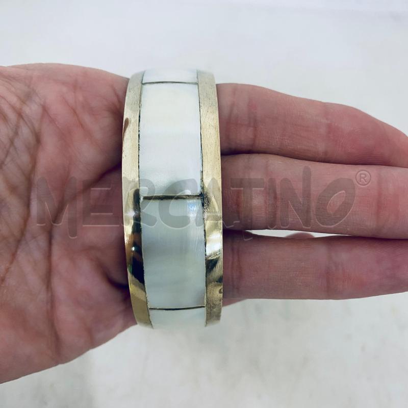 BRACCIALE RIGIDO DORATO QUADRATI MADRE PERLA  | Mercatino dell'Usato Lago patria - giugliano in c. 1