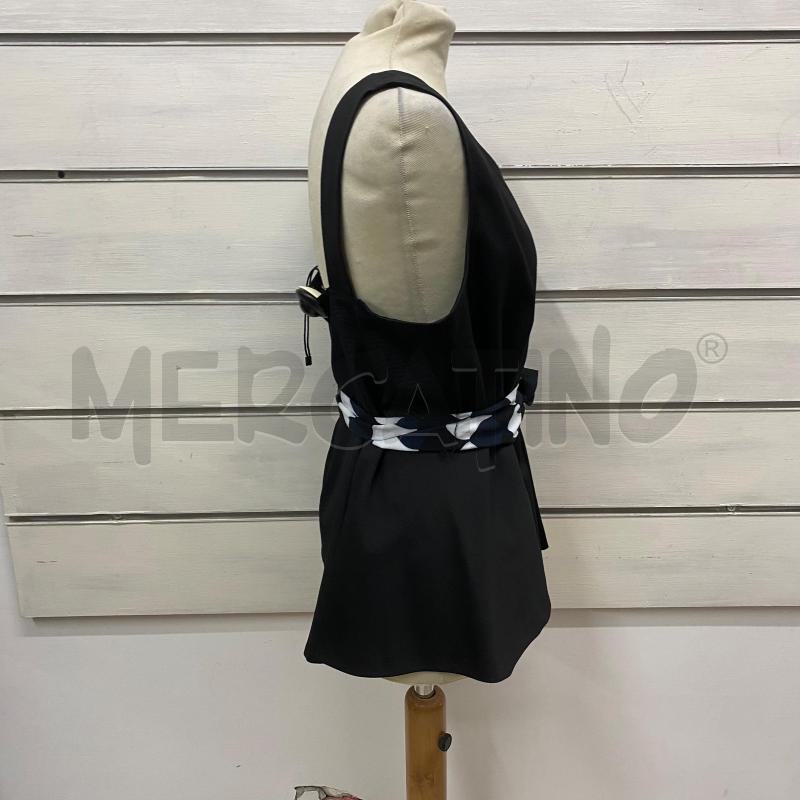 CANOTTA DONNA EMME MARELLA NERA SCOLLO V FASCIA DIETRO | Mercatino dell'Usato Lago patria - giugliano in c. 4