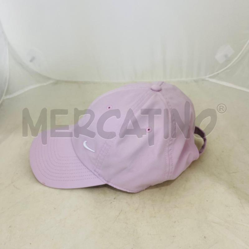 CAPPELLO NIKE LILLA BAFFO BIANCO | Mercatino dell'Usato Lago patria - giugliano in c. 2