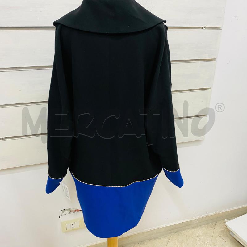 CAPPOTTO DONNA REVISE MODELLO UOVO METÀ NERO METÀ BLUETTE | Mercatino dell'Usato Lago patria - giugliano in c. 4