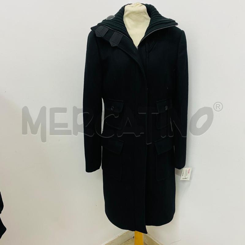 CAPPOTTO DONNA SPECCHIO NERO COLLO MAGLIA | Mercatino dell'Usato Lago patria - giugliano in c. 1