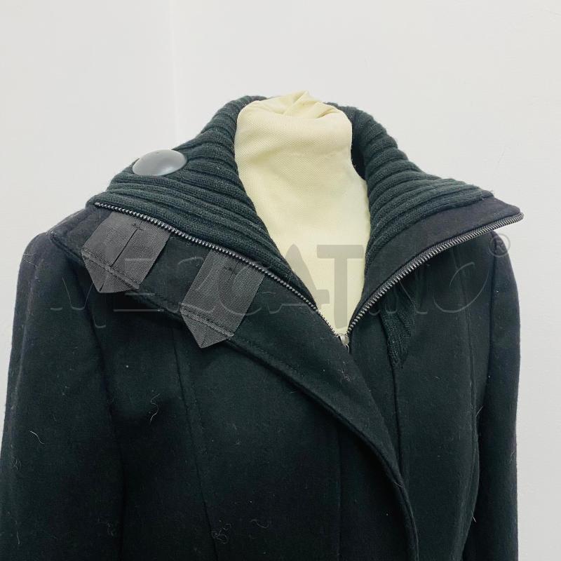 CAPPOTTO DONNA SPECCHIO NERO COLLO MAGLIA | Mercatino dell'Usato Lago patria - giugliano in c. 2