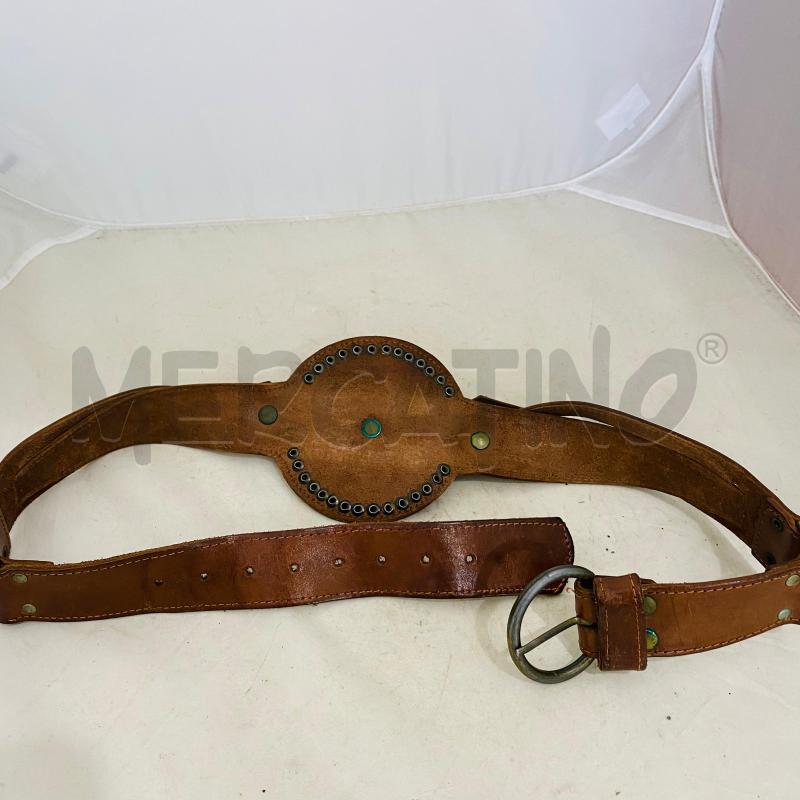 CINTURA DONNA VERA PELLE INTRECCIATA CENTRALE ROTONDO CON FIORE | Mercatino dell'Usato Lago patria - giugliano in c. 5