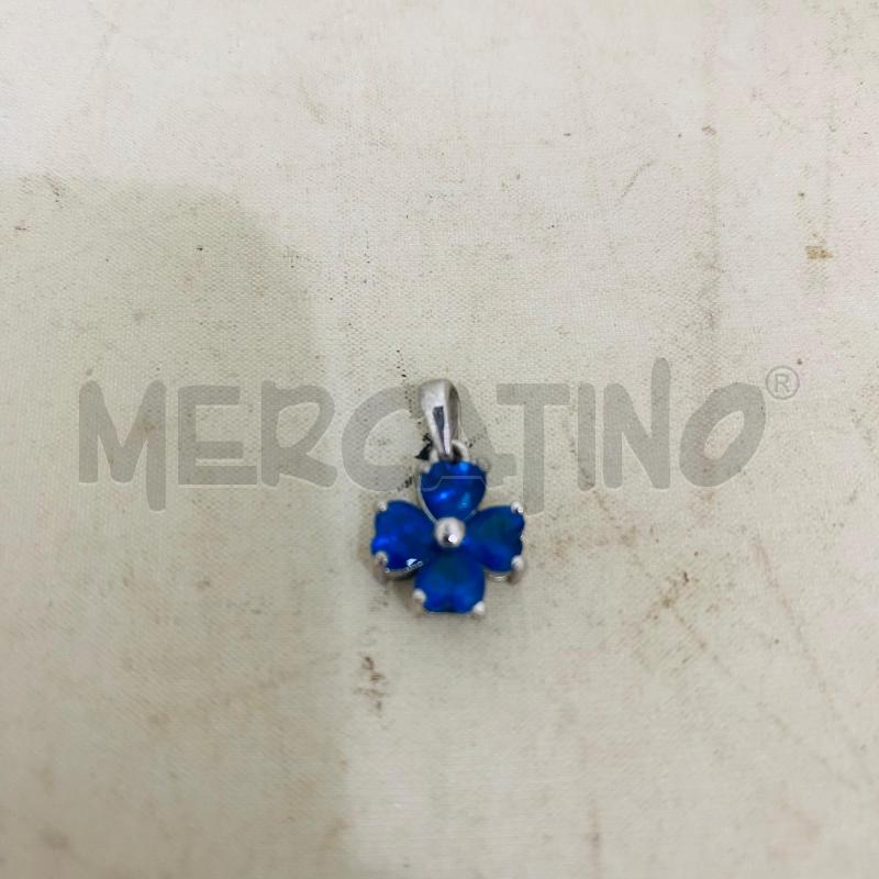 CIONDOLO FIORE ARG925 BRILLANTINI BLU  | Mercatino dell'Usato Lago patria - giugliano in c. 1
