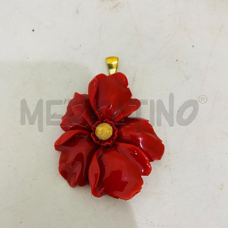 CIONDOLO FIORE RESINA ROSSO CONTROMAGLIA E CENTRALE OR 750 | Mercatino dell'Usato Lago patria - giugliano in c. 1