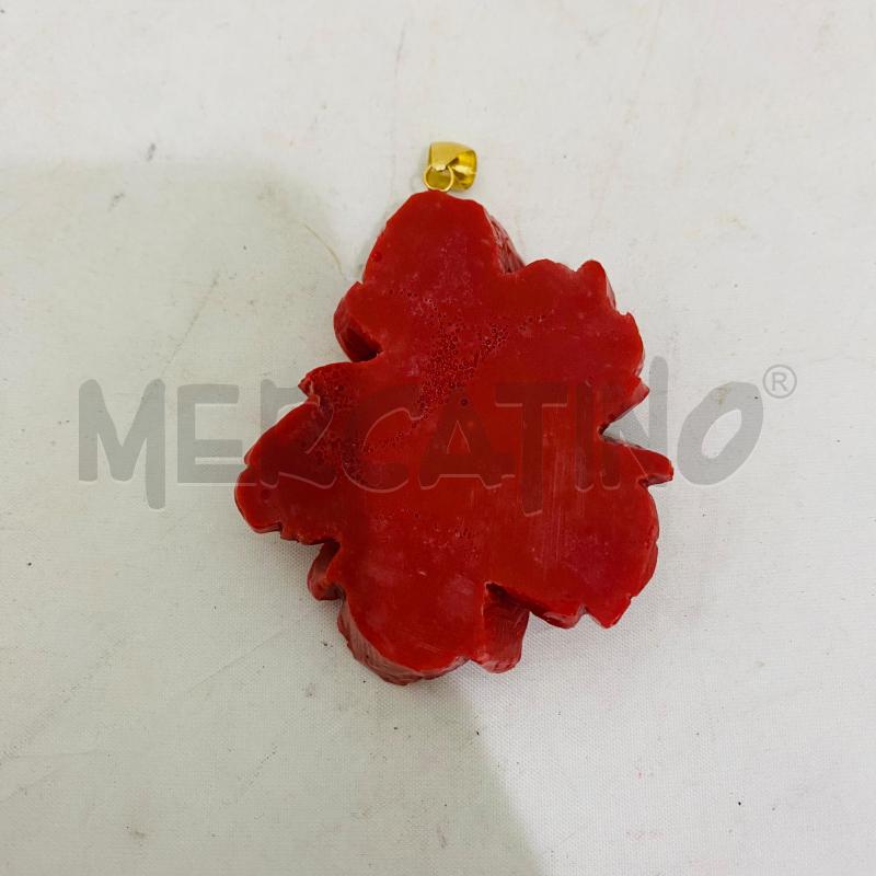 CIONDOLO FIORE RESINA ROSSO CONTROMAGLIA E CENTRALE OR 750 | Mercatino dell'Usato Lago patria - giugliano in c. 4