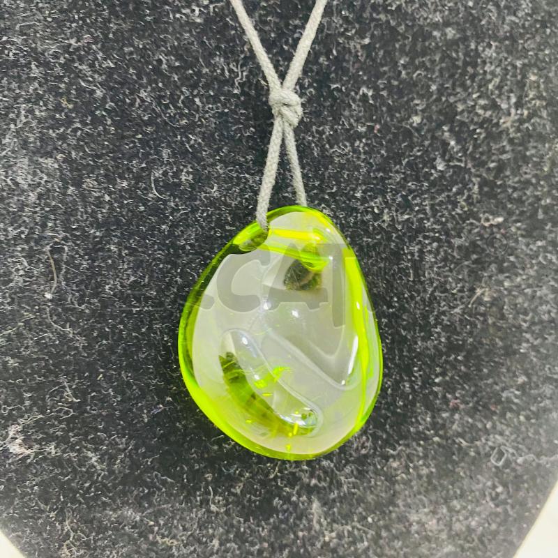 COLLANA BACCARAT CIONDOLO VERDE CORDONCINO NERO | Mercatino dell'Usato Lago patria - giugliano in c. 2