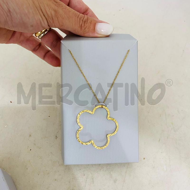 COLLANA CIONDOLO FIORE DORATO ROYAL | Mercatino dell'Usato Lago patria - giugliano in c. 3