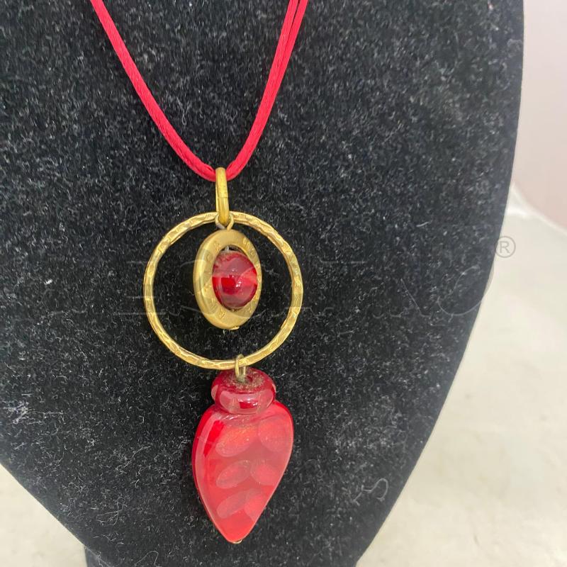 COLLANA MURRINA LACCIO ROSSO CON CIONDOLO FOGLIA | Mercatino dell'Usato Lago patria - giugliano in c. 2