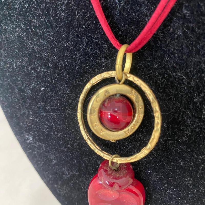 COLLANA MURRINA LACCIO ROSSO CON CIONDOLO FOGLIA | Mercatino dell'Usato Lago patria - giugliano in c. 3