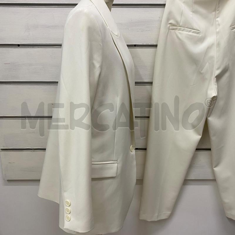 COMPLETO DONNA VICOLO PANNA GIACCA + PANTALONE  | Mercatino dell'Usato Lago patria - giugliano in c. 4