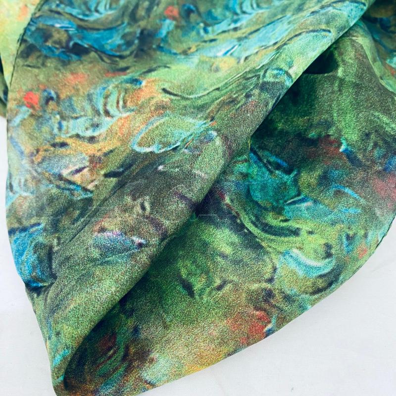 FOULARD SETA SETA 100% VERDE FIORI ARANCIO AZZURRO | Mercatino dell'Usato Lago patria - giugliano in c. 4
