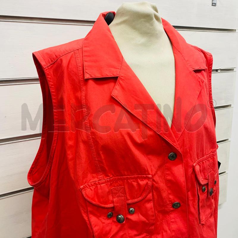 GILET DONNA PERSONA ROSSO BOTTONI CON FIORE | Mercatino dell'Usato Lago patria - giugliano in c. 2