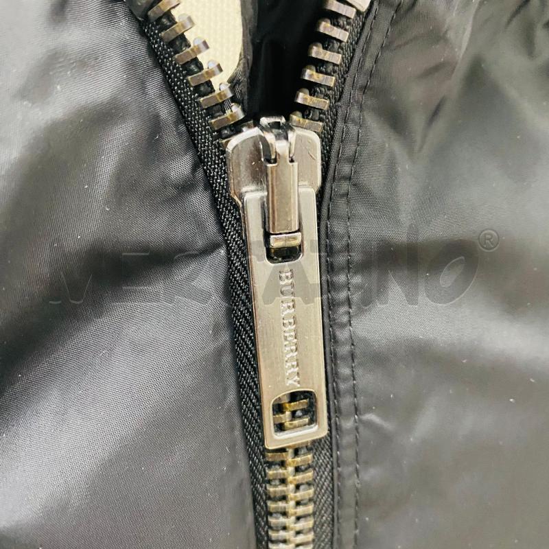 GIUBBINO DONNA BURBERRY NERO ZIP E INTERNO STAMPA TIPICA   | Mercatino dell'Usato Lago patria - giugliano in c. 2