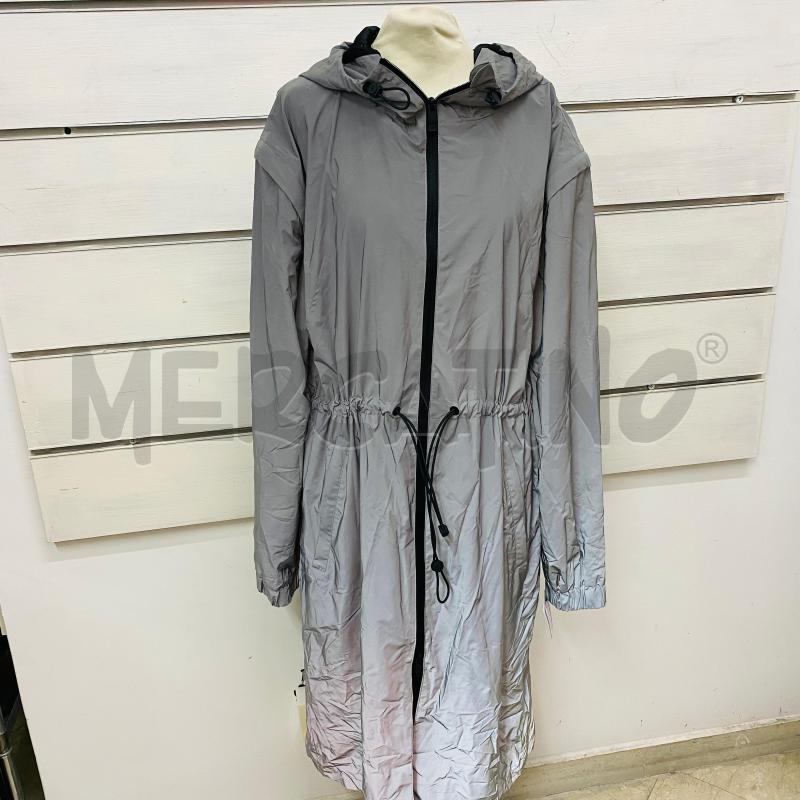 GIUBBINO DONNA VICTORIA SECRET BRIGIO TETTUTO TECNICO PROFILO NERO | Mercatino dell'Usato Lago patria - giugliano in c. 1