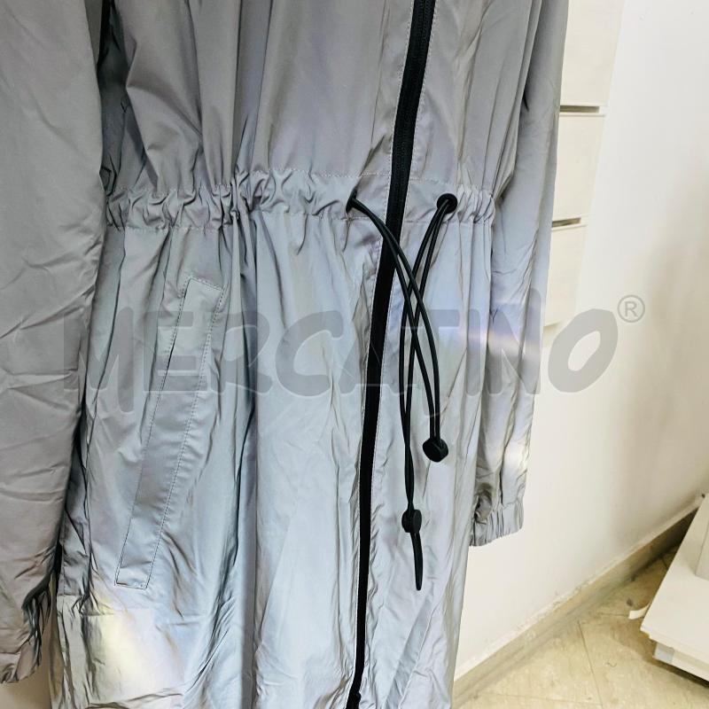 GIUBBINO DONNA VICTORIA SECRET BRIGIO TETTUTO TECNICO PROFILO NERO | Mercatino dell'Usato Lago patria - giugliano in c. 2