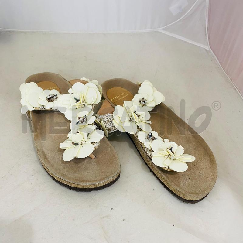 INFRADITO DONNA MALIPARMI BEIGE DECORO FIORI RESINA | Mercatino dell'Usato Lago patria - giugliano in c. 1