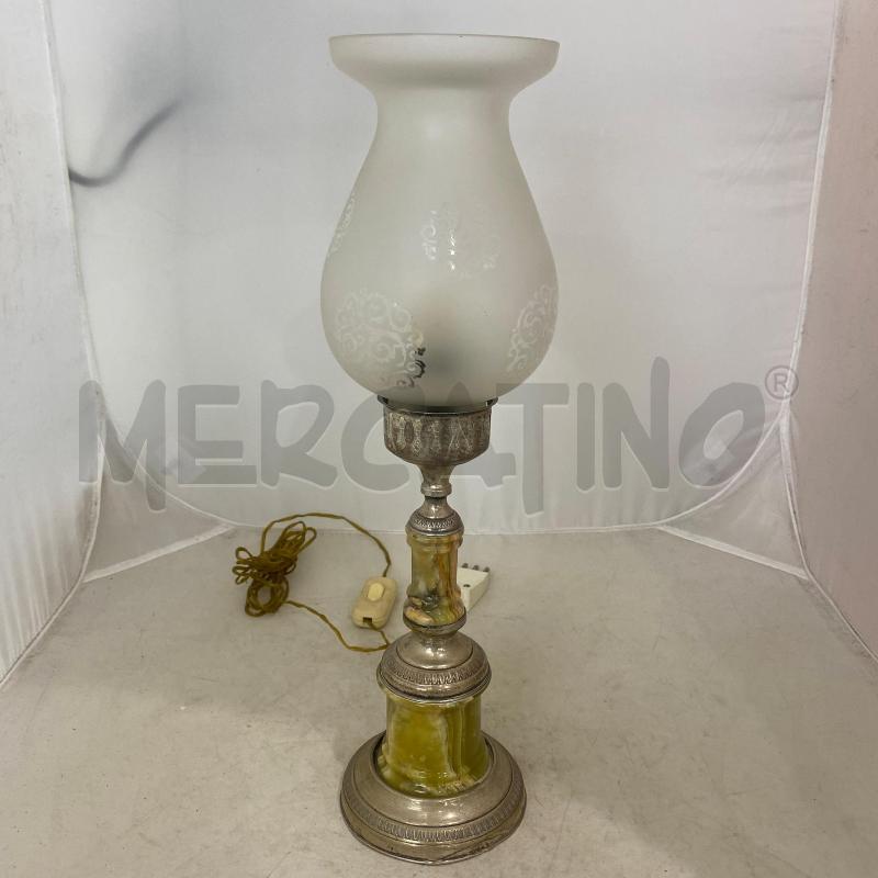 LAMPADA METALLO DORATO E MARMO PARALUME VETRO | Mercatino dell'Usato Lago patria - giugliano in c. 1