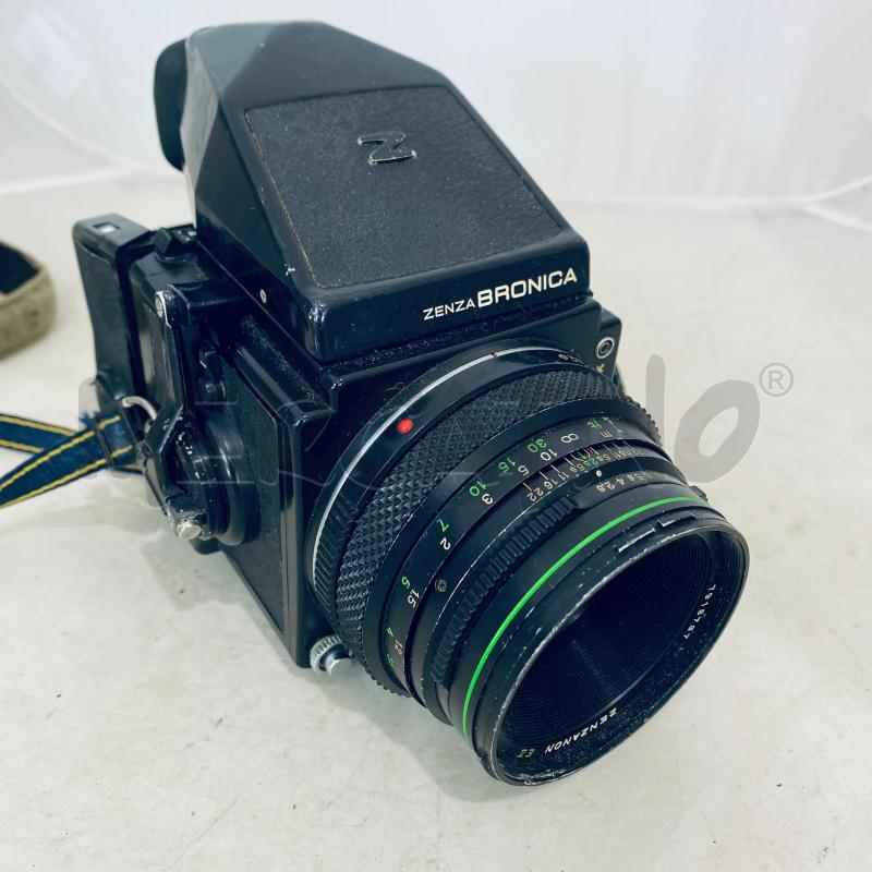 MACCHINA FOTOGRAFICA ZENZA BRONICA CN ACCESSORI DA RIVEDERE | Mercatino dell'Usato Lago patria - giugliano in c. 1