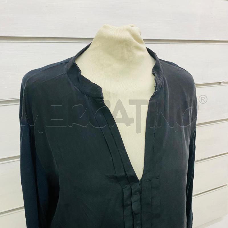 MAGLIA DONNA MAX&CO NERA SCOLLO V PIEGHE  | Mercatino dell'Usato Lago patria - giugliano in c. 2