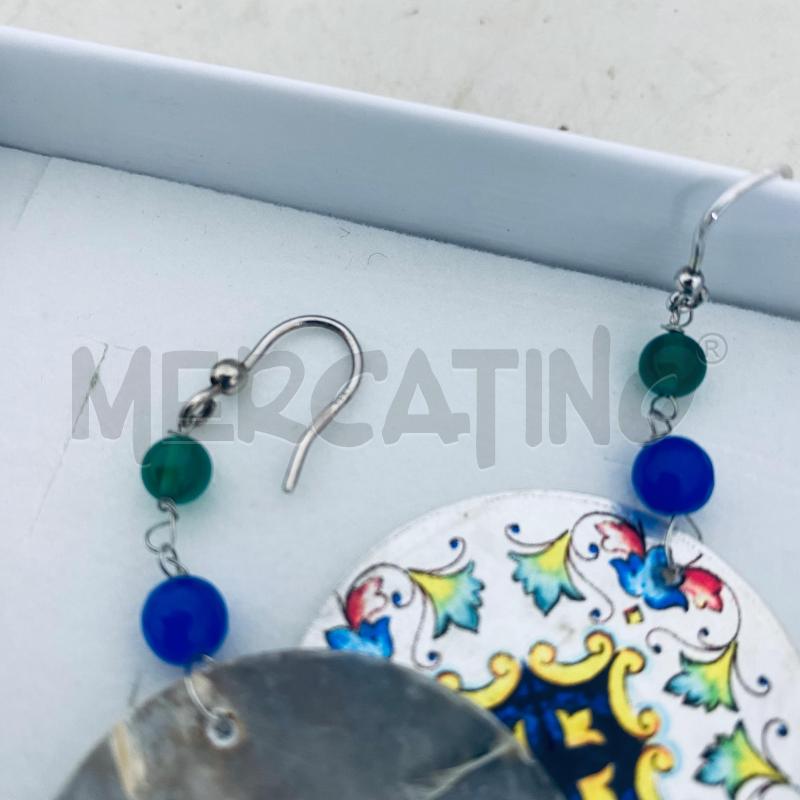 ORECCHINI PERLA DI COSTIERA ARG925 CERCHIO MADREPERLA SMALTATO | Mercatino dell'Usato Lago patria - giugliano in c. 3